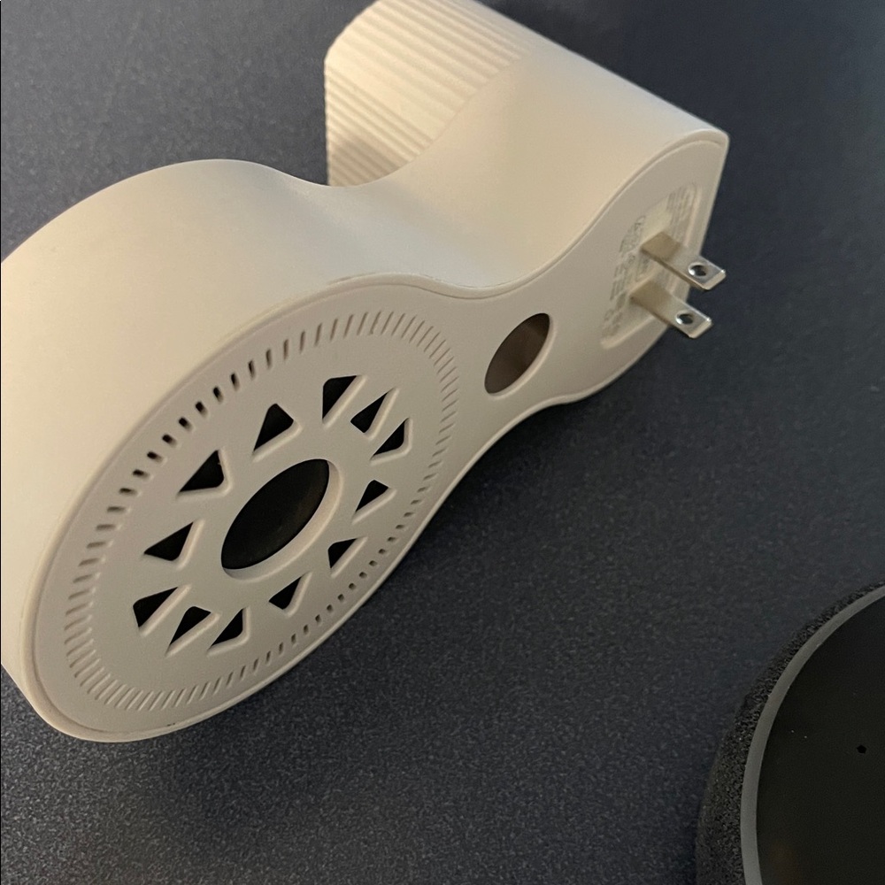 Amazon Echo Smart Speaker Set of 6 Display and Dots - Picture 4 of 7